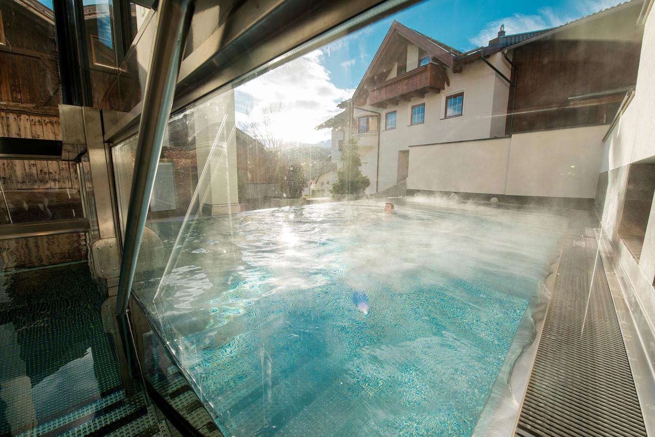 Hotel Bergblick 4 Sterne Superior フィス エクステリア 写真