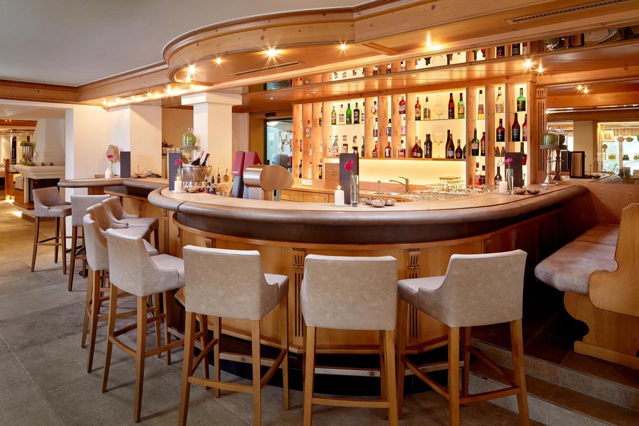 Hotel Bergblick 4 Sterne Superior フィス エクステリア 写真